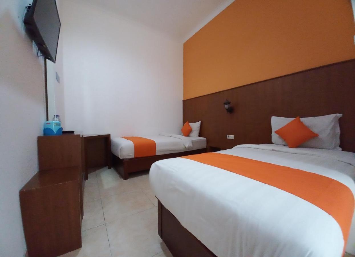 Hotel Poncowinatan - Tugu 2*