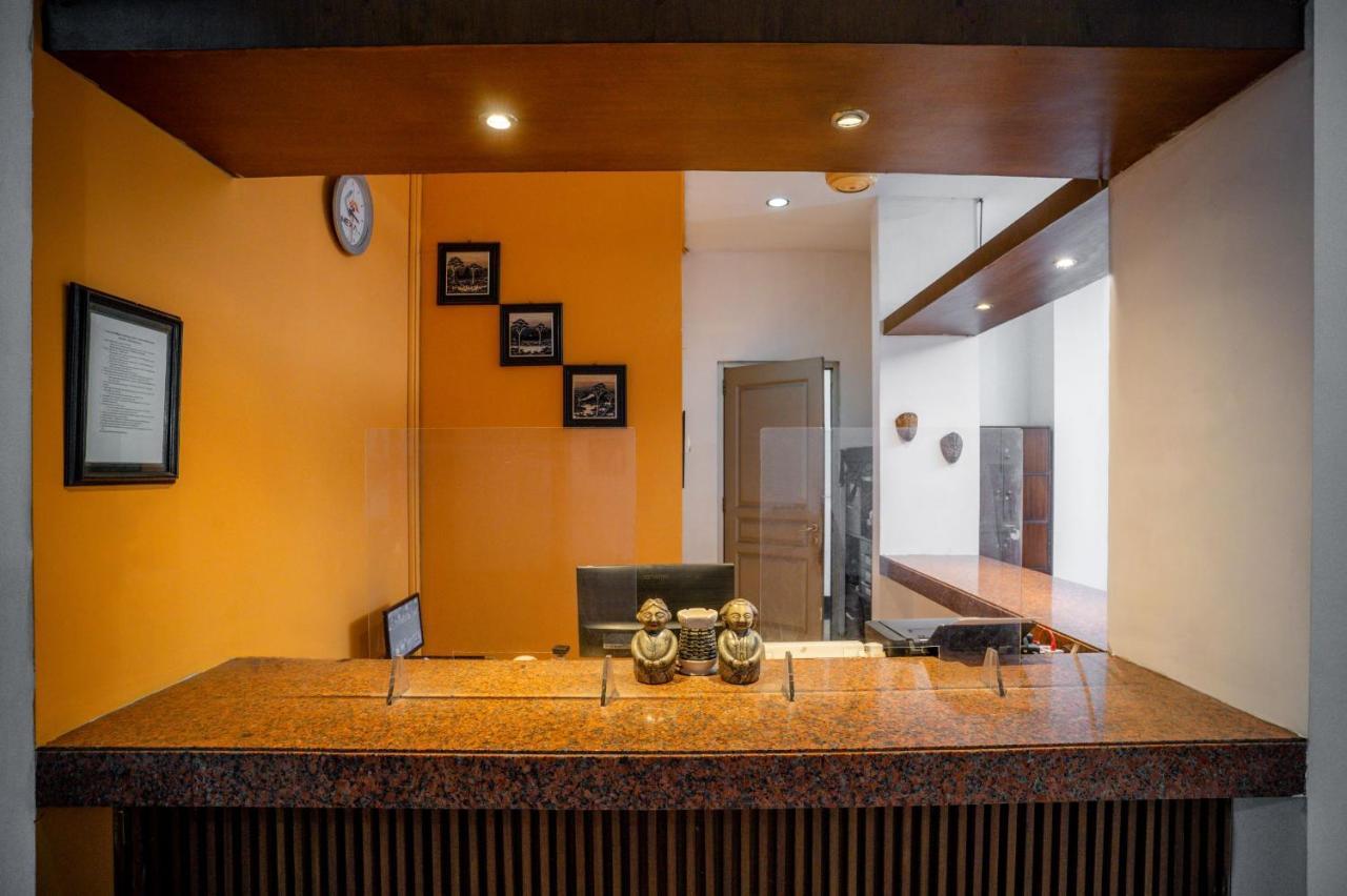 Poncowinatan - Tugu Hotel